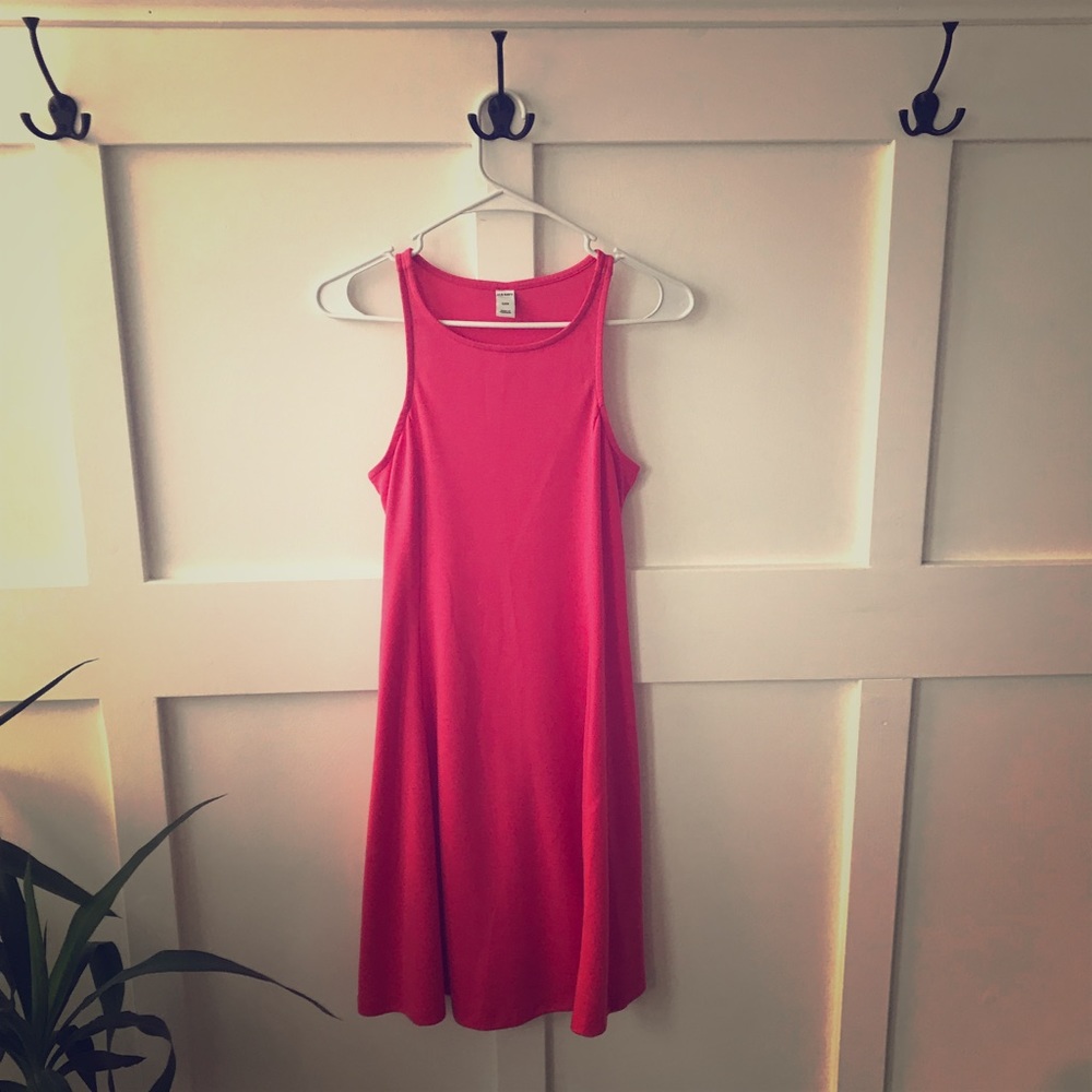 Sleeveless mid length dress